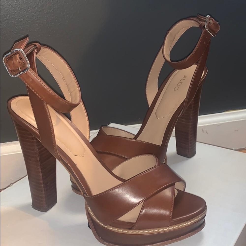ALDO stacked platform sandal TAKING OFFERS 🙌🏽